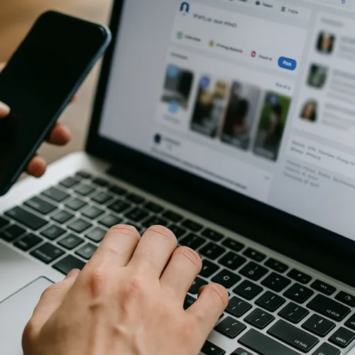Comment écrire en gras sur Facebook​ : le guide complet